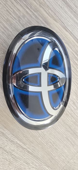 Emblemă față Toyota RAV4 2019+ Hybrid CU RADAR