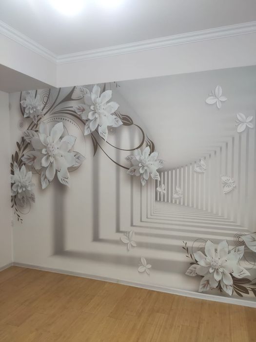 Клеим обои , побелка стен водоэмульсионной краской