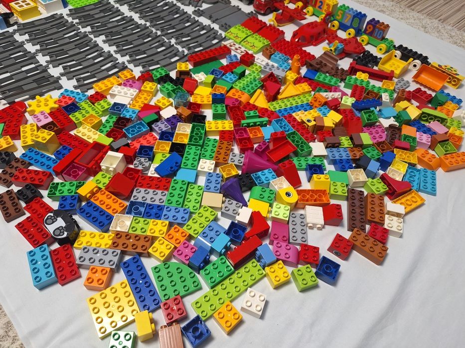 Lot mare Lego Duplo 6 kg.