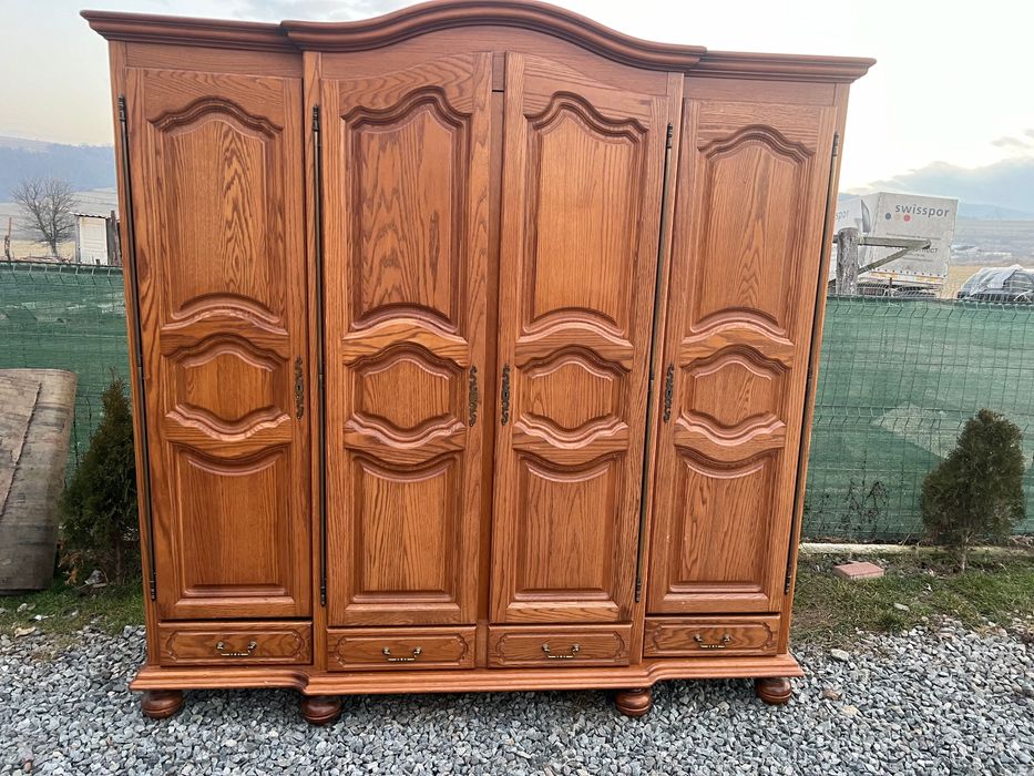 Vând mobila lemn masiv