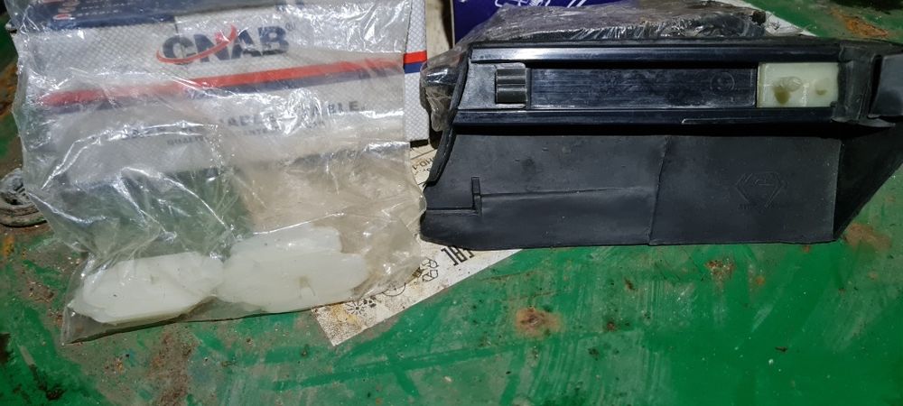 Запчасти на ауди А6 С4 2.0 объем