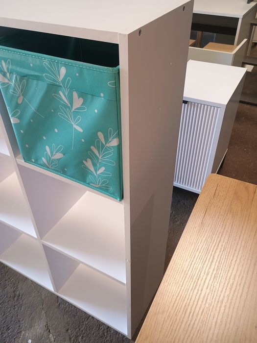 Етажерка с 12 отделения