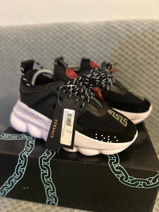 Versace chain reaction