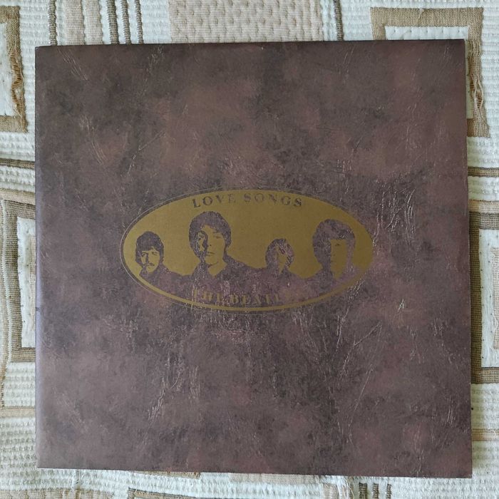 Отлично запaзени винилови плочи за грамофон,найлон и обложка,Балкантон