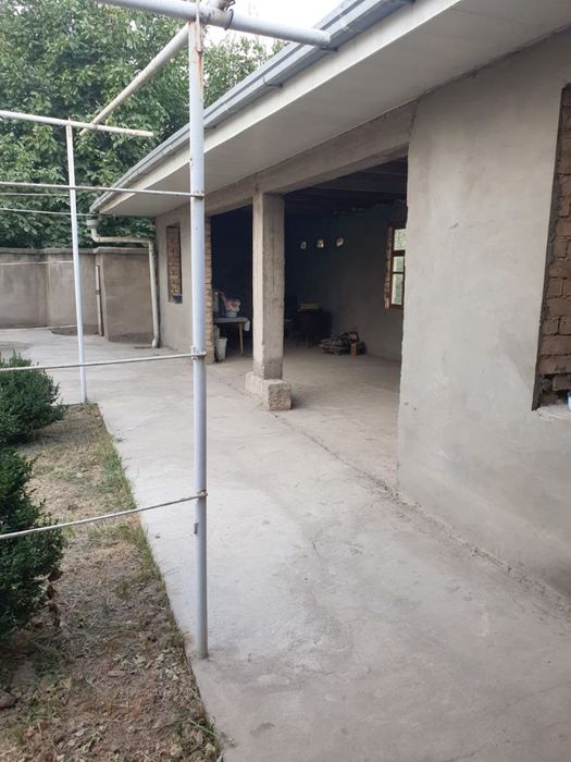 продается дом в Янгибазаре