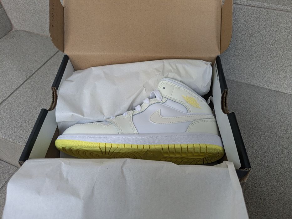 Nike Jordan 1 MID UNISEX