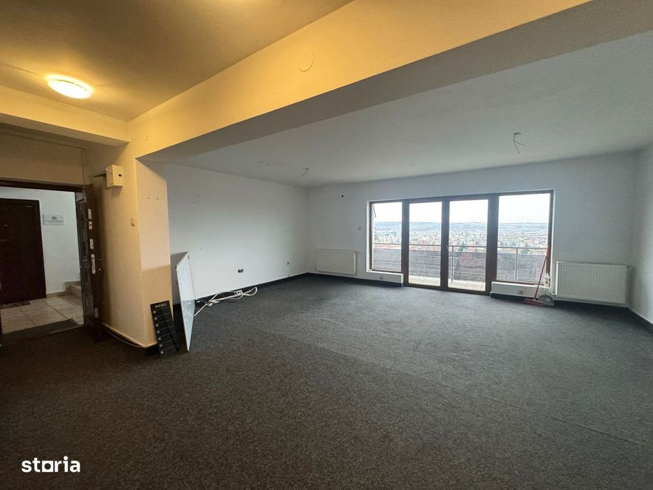 Apartament 4 camere 135mp, et2/3 - panorama oras, parcare - Zorilor