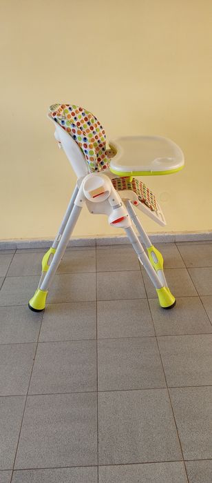 Стол за хранене за бебе