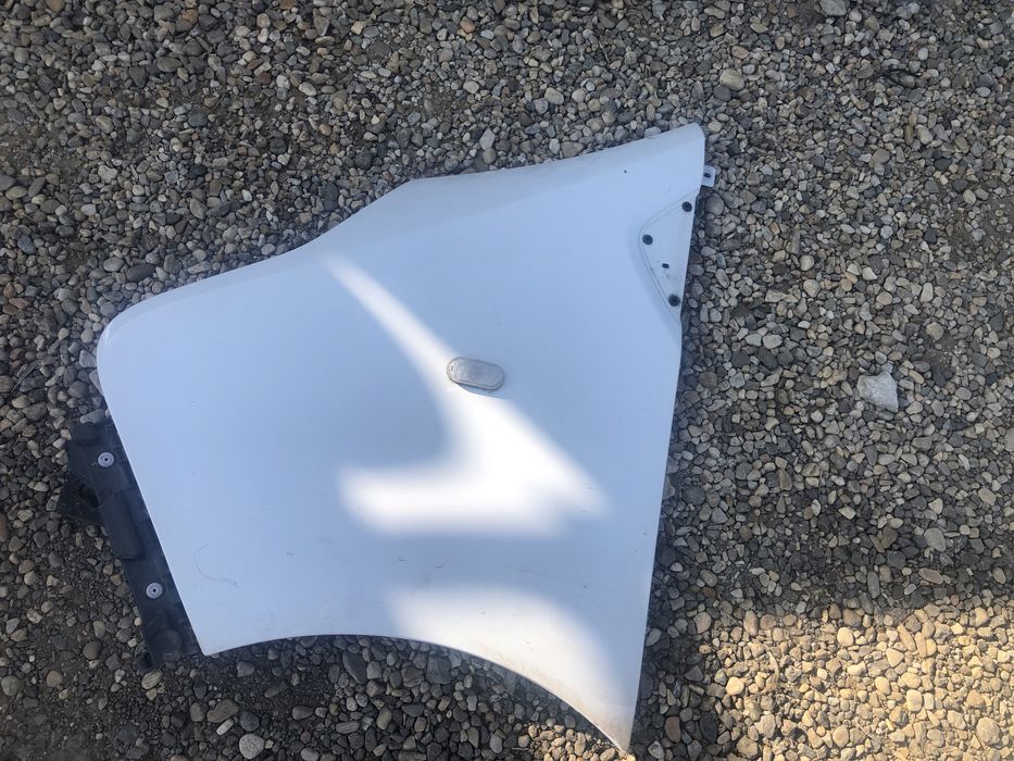 Aripa stanga dreapta opel vivaro