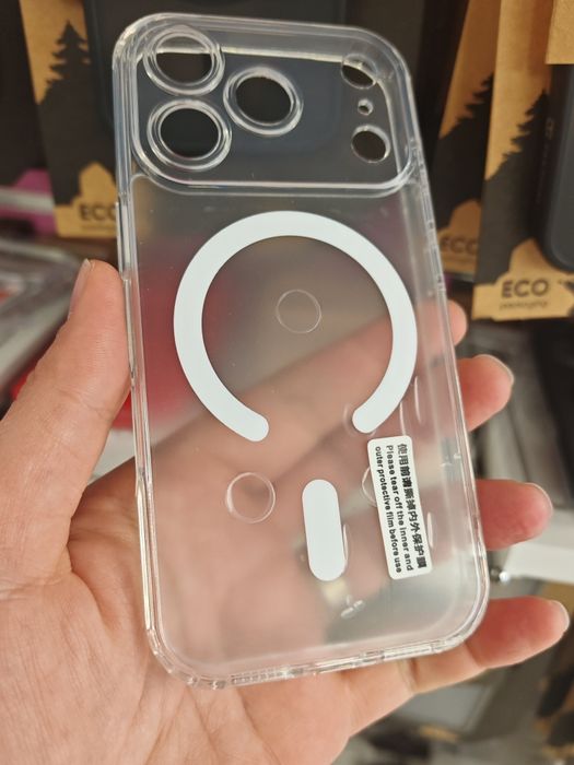 IPhone 18 Pro /17 Pro  Magsafe луксозни гърбове