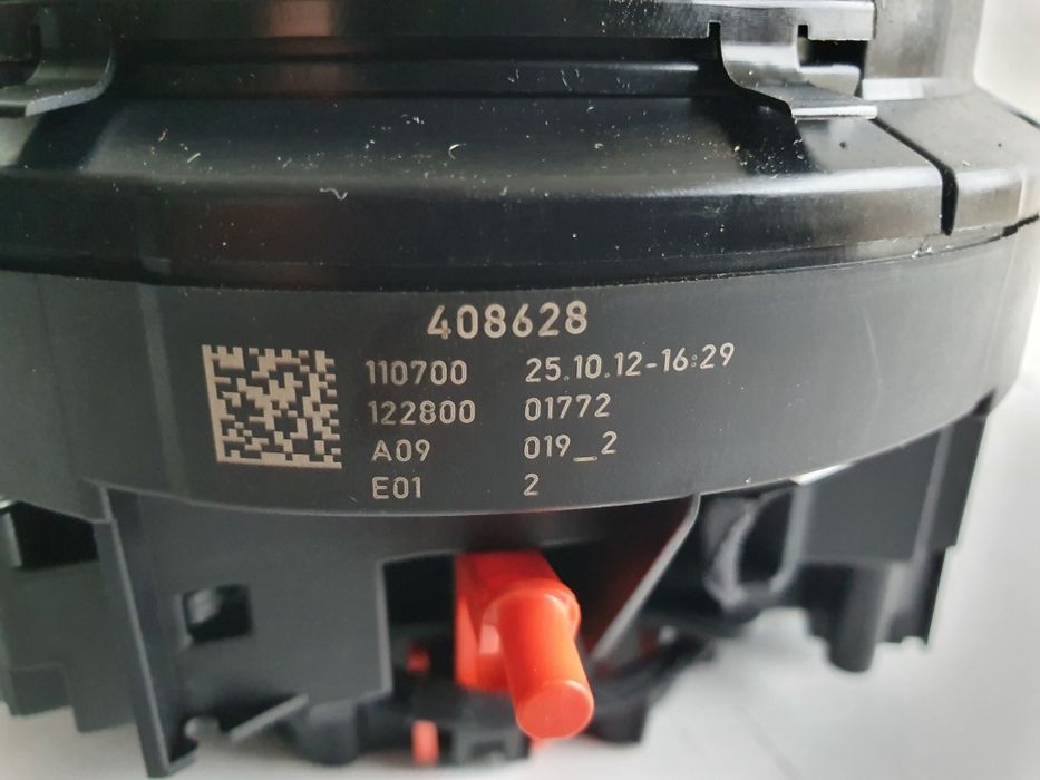 Ansamblul spirală cu manete Mercedes W205 cod A2054640100