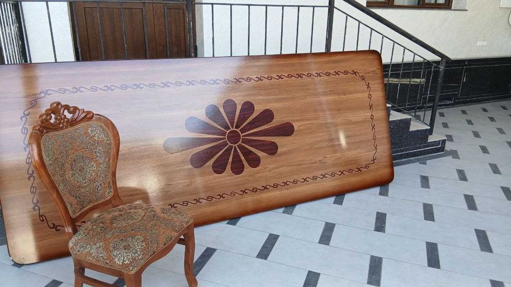 Stol va stullar yangidek