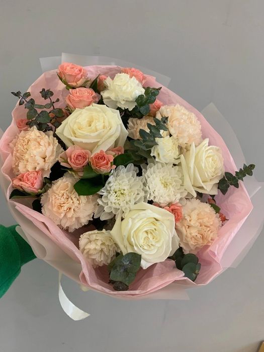 Пионы, розы, гортензии, цветы букеты оптом в розницу