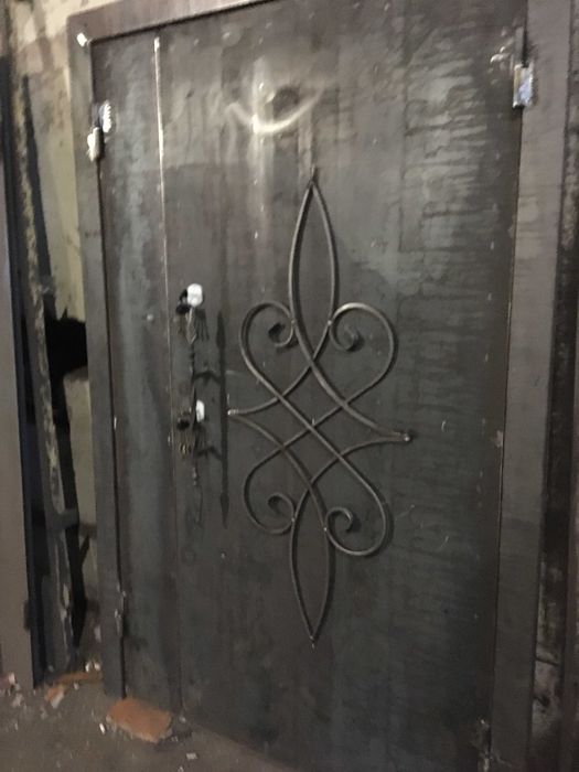 Металлические двери