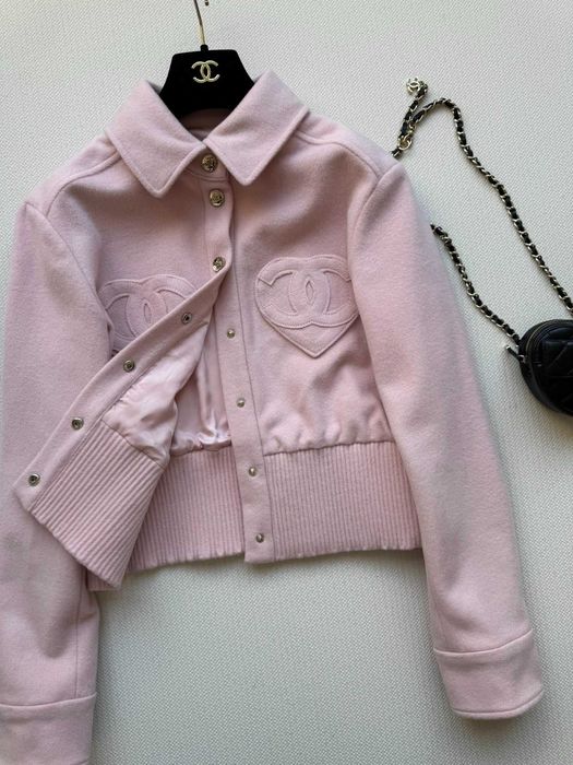Ново вълнено яке CHANEL