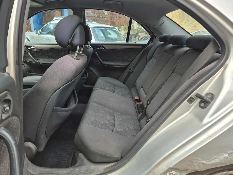 Mercedes W203 C220CDI 143кс 611 седан автоматик ЧАСТИ!