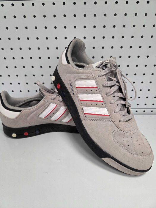 Оригинални мъжки маратонки- Adidas Court Grey