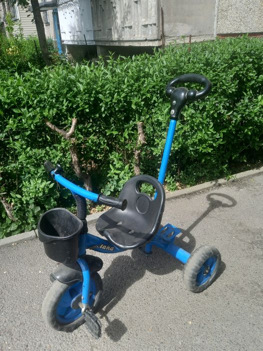 Велосипед детский с ручкой