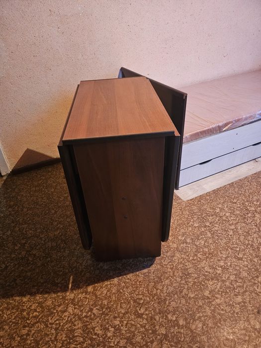 Продается раздвижной стол