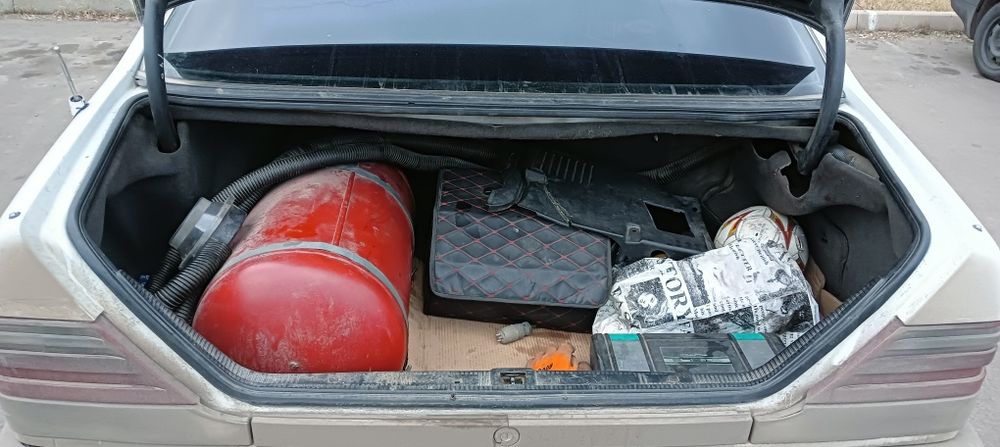 Продам Мерседес w140