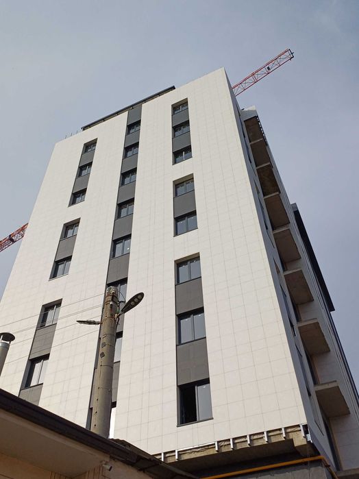 Срочно! Двухкомнатная квартира, новостройка. Юнусабад 17. 2/9/12.