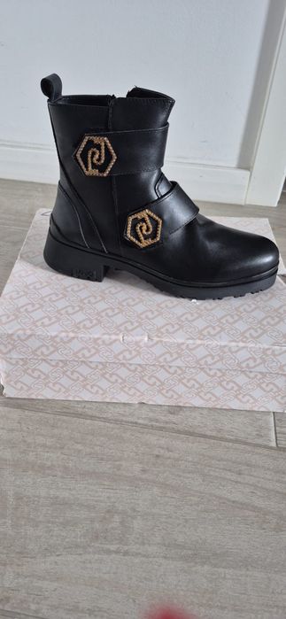 Liu Jo ghete de piele