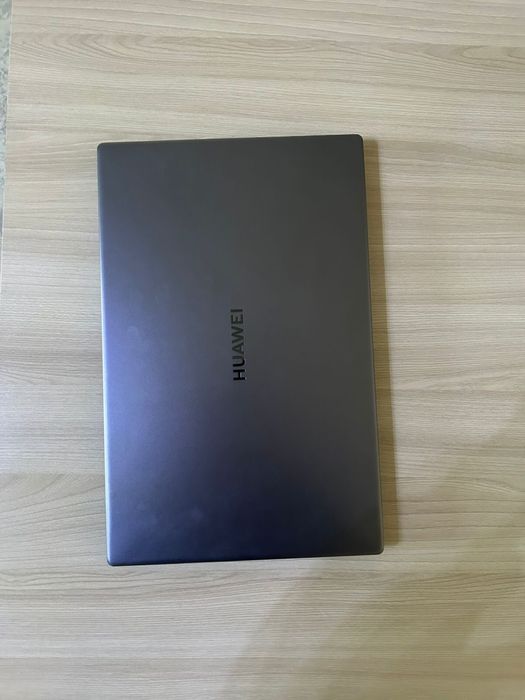 HUAWEI 8gb хорошо работает