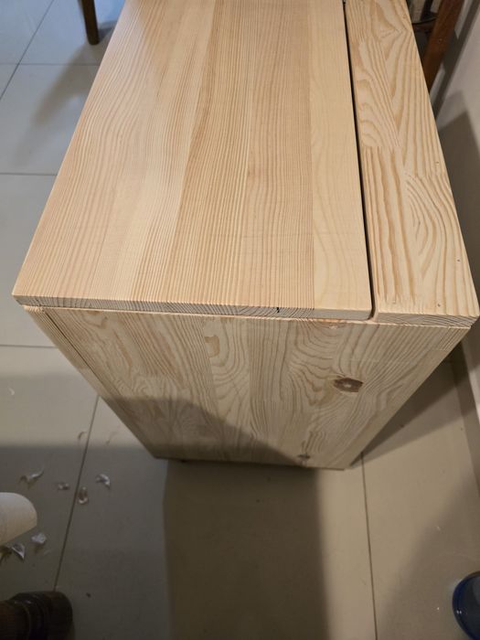 Lada pentru depozitat si transport diferite lucruri