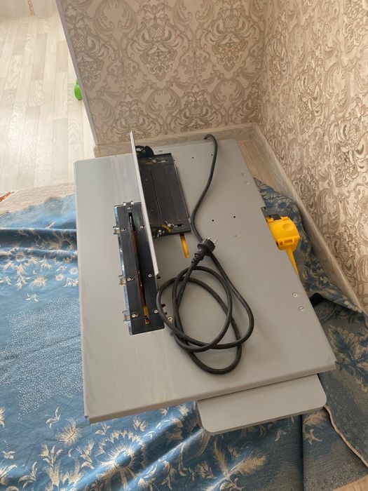 Деревообрабатывающая машина