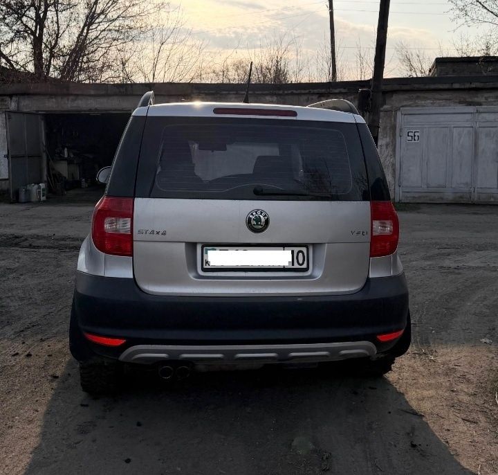 Продам машину Skoda Yeti