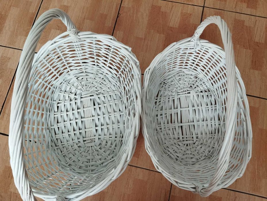 Продам белые плетеные корзины