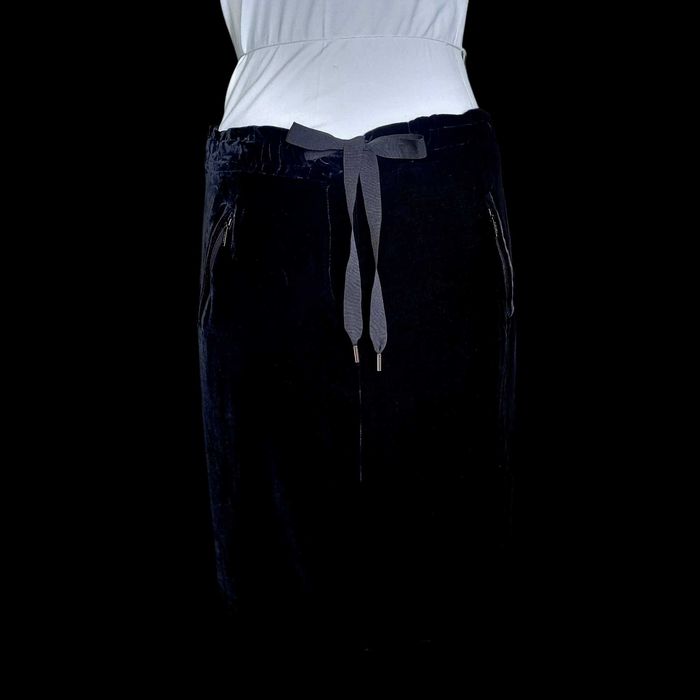 MaxMara  кадифена пола Италия р 44