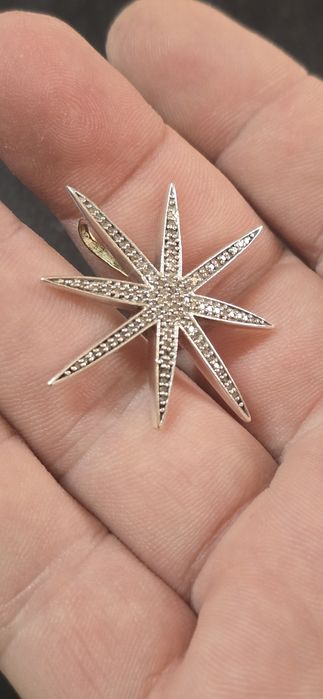 Pandant  aur cu diamante