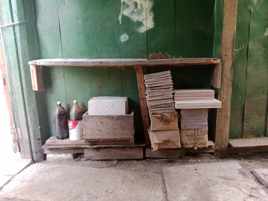 Продам кафель в хорошем состоянии