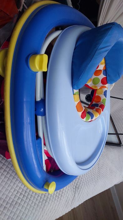 Продам ходунки детские