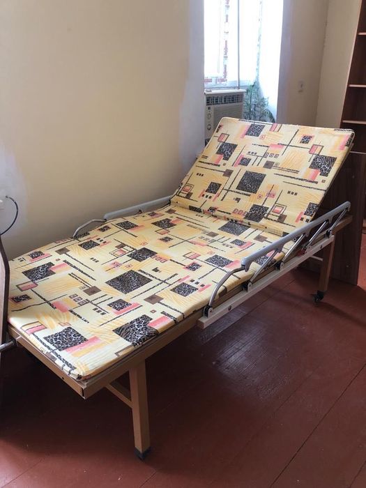 Кровать для лежачих больных