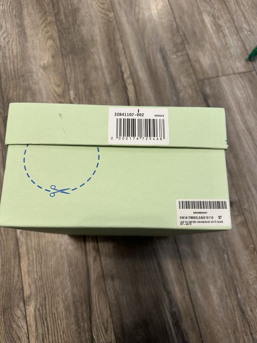 Off-White кецове 37 номер нови!