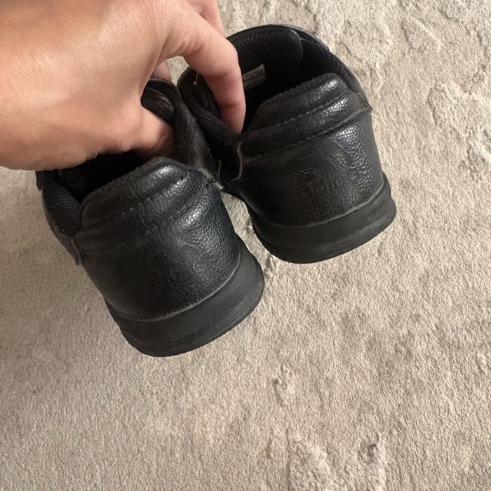 Кроссовки Adidas 27р