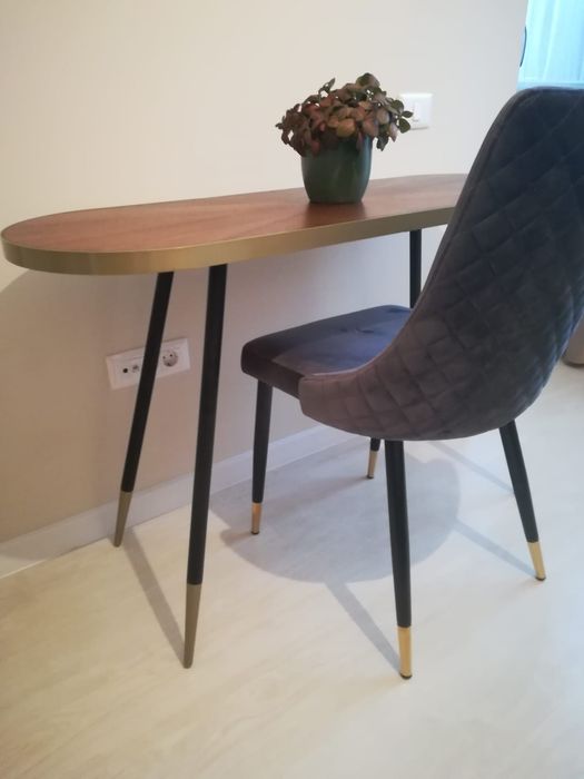 Consolă accent 121cm, frasin închis, picioare aurii