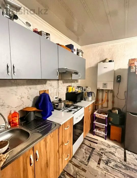 Продам дом в дворе 2 дома