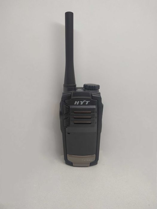 Рации в наличии разные