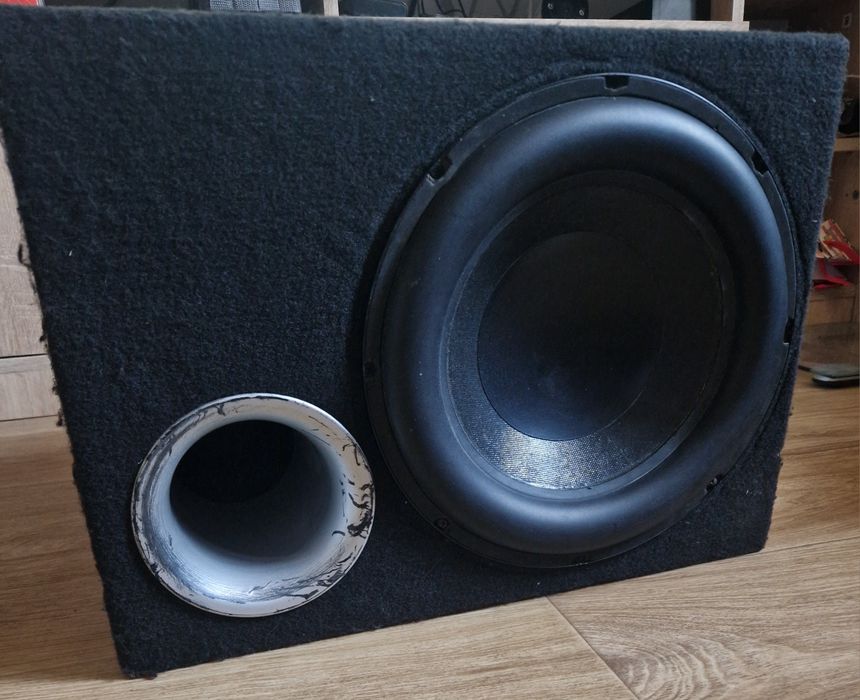 Subwoofer auto  .