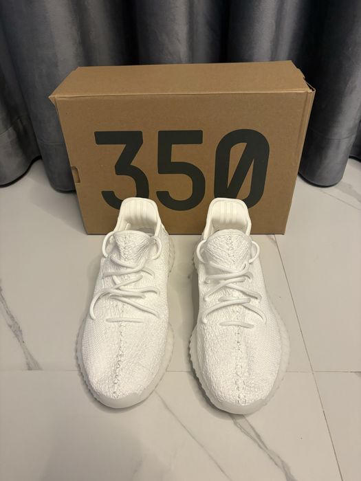 adidasi yeezy 350 v2