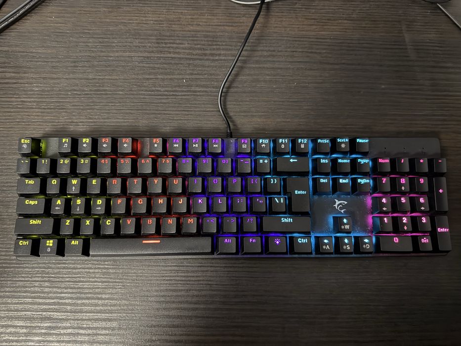 Tastatura mecanica White Shark