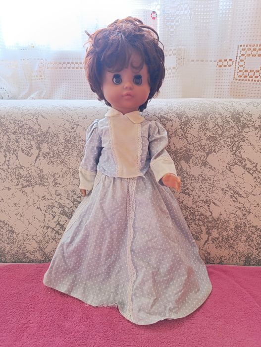 Кукла ГДР высота 45 см в родной одежде