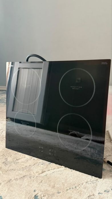 Индукционная варочная панель Midea