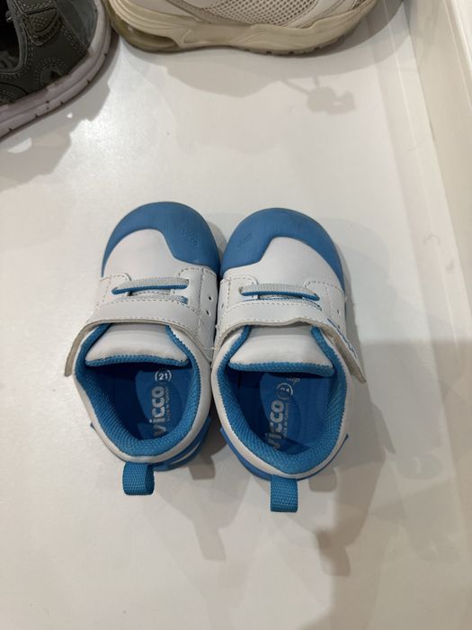 Продам детскую обувь 1-2года