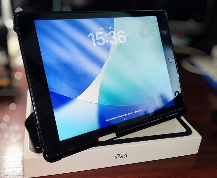 Apple iPad 9, 64GB, Wi-Fi + Cellular, Space Gray – Funcționează perfect