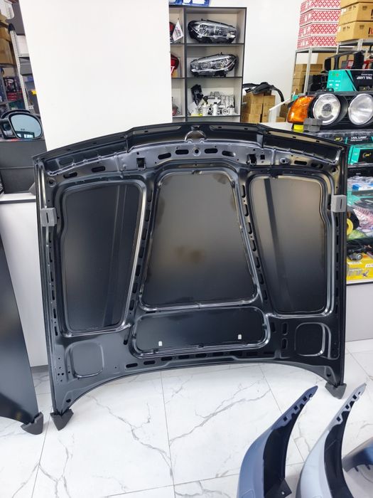 BMW E34 капот новый