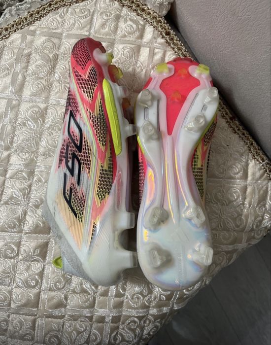 Бутсы F50 Описание